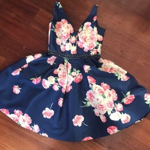 SHERRI HILL FLORAL